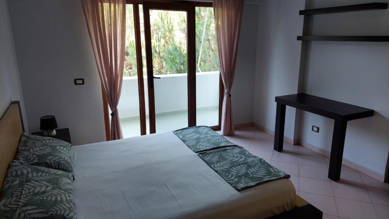Family Beach 100 Square Metres Apartment Golem  Exterior photo